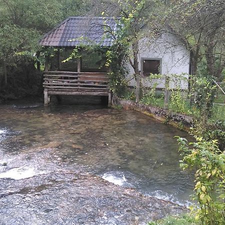 Hotel Smjestaj Na Selu "Dule Piljic" Janjske Otoke. Sipovo Exteriér fotografie