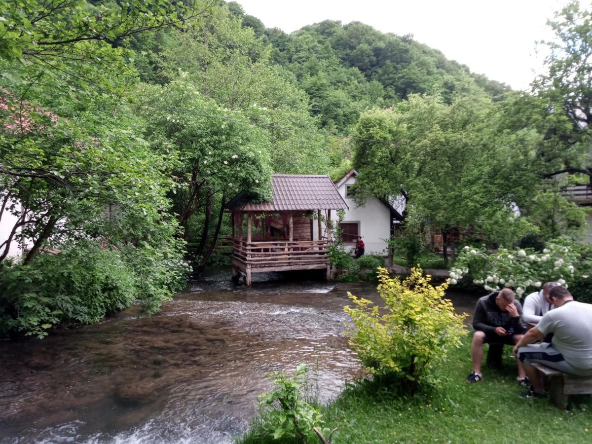 Hotel Smjestaj Na Selu "Dule Piljic" Janjske Otoke. Sipovo Exteriér fotografie